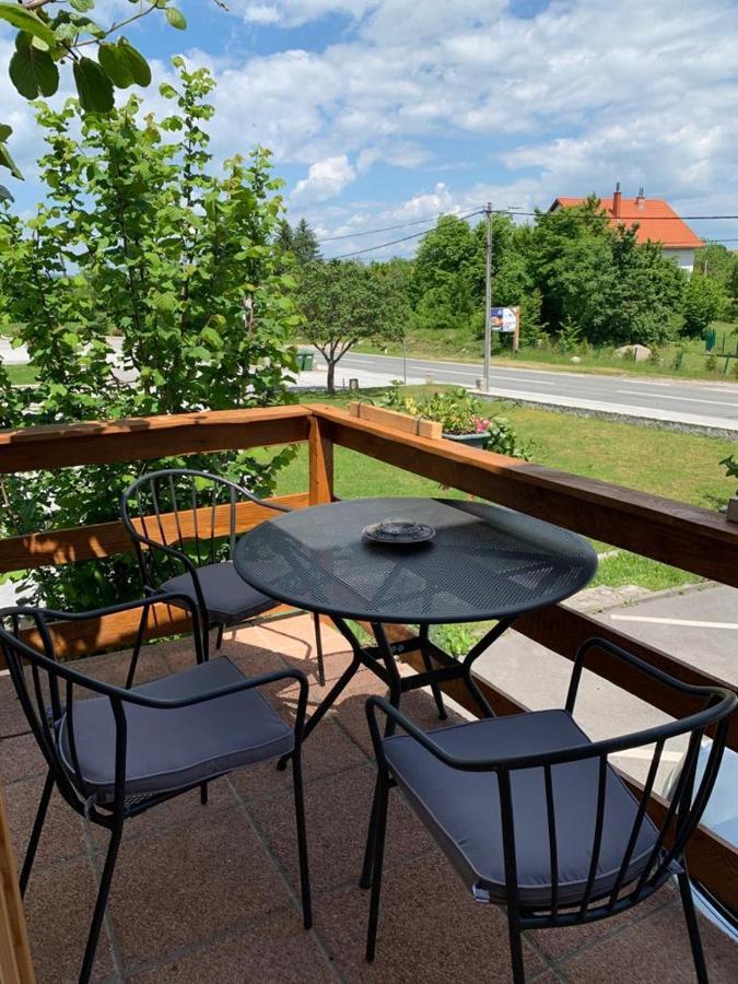 Apartments Kristic Раковица Экстерьер фото